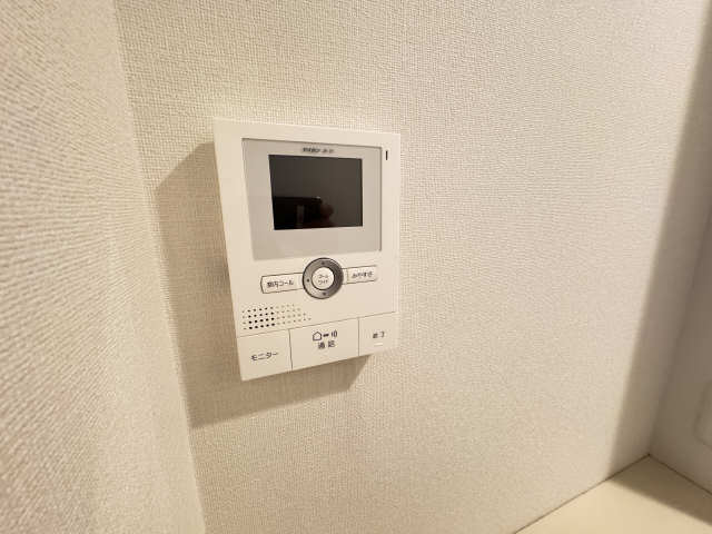 １階　モニター付きインターホン